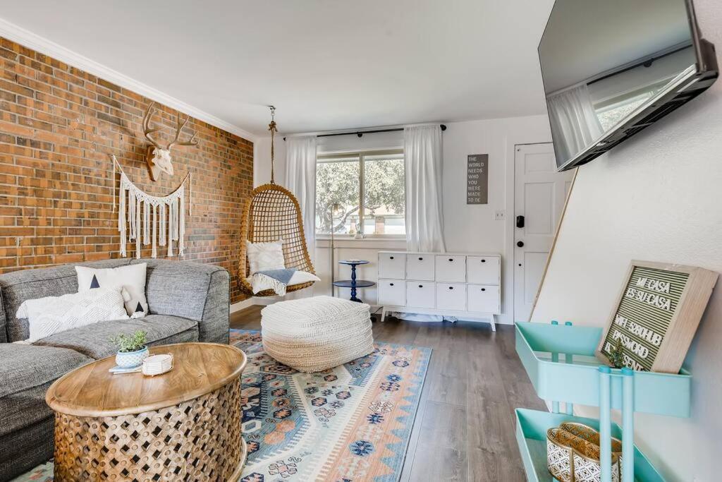 Family Townhome Near Mountains & Olde Town Арвада Екстер'єр фото